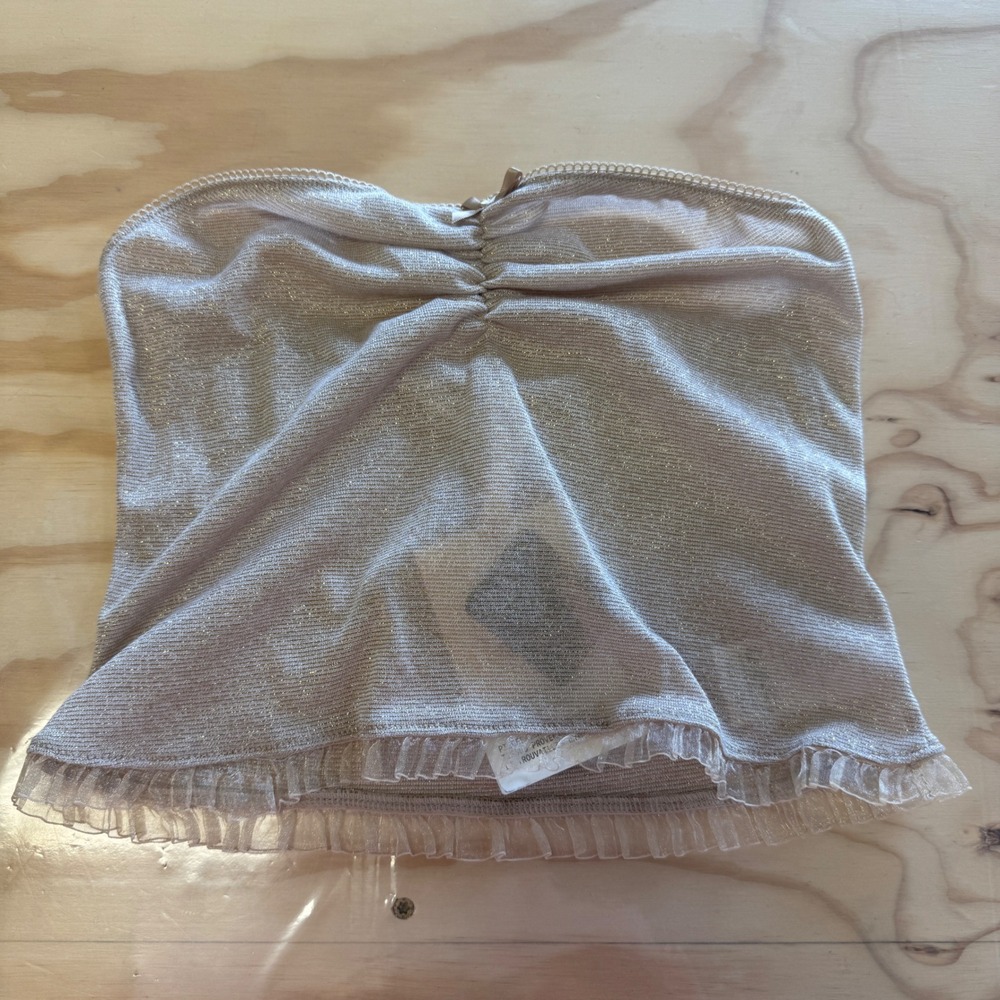 NWT Urban Renewal Gold Metallic Ruffle Hem Tube Top Size M OB1979619 Lightweight